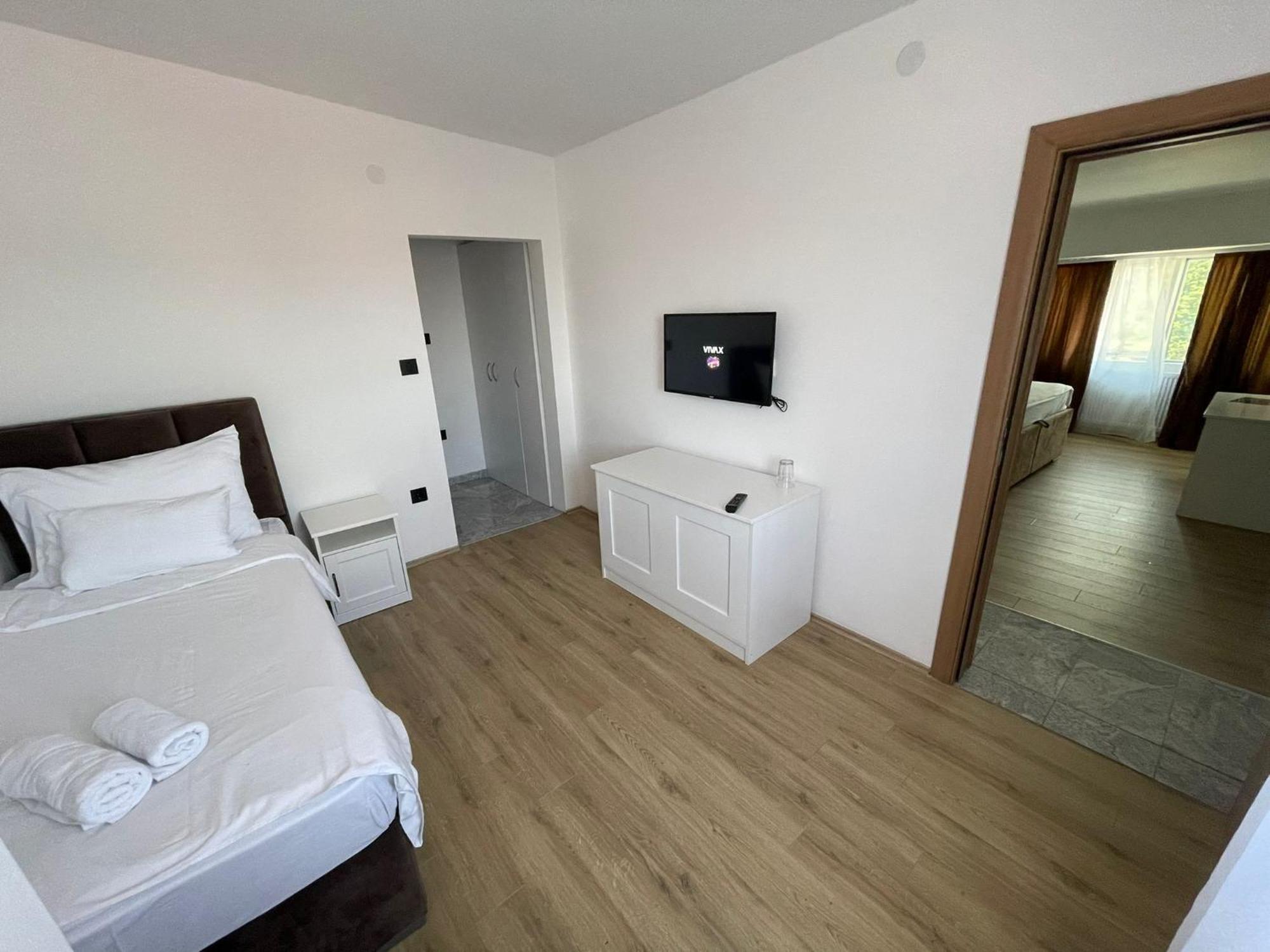 Sky Apartmani & Spa Leskovac  Oda fotoğraf