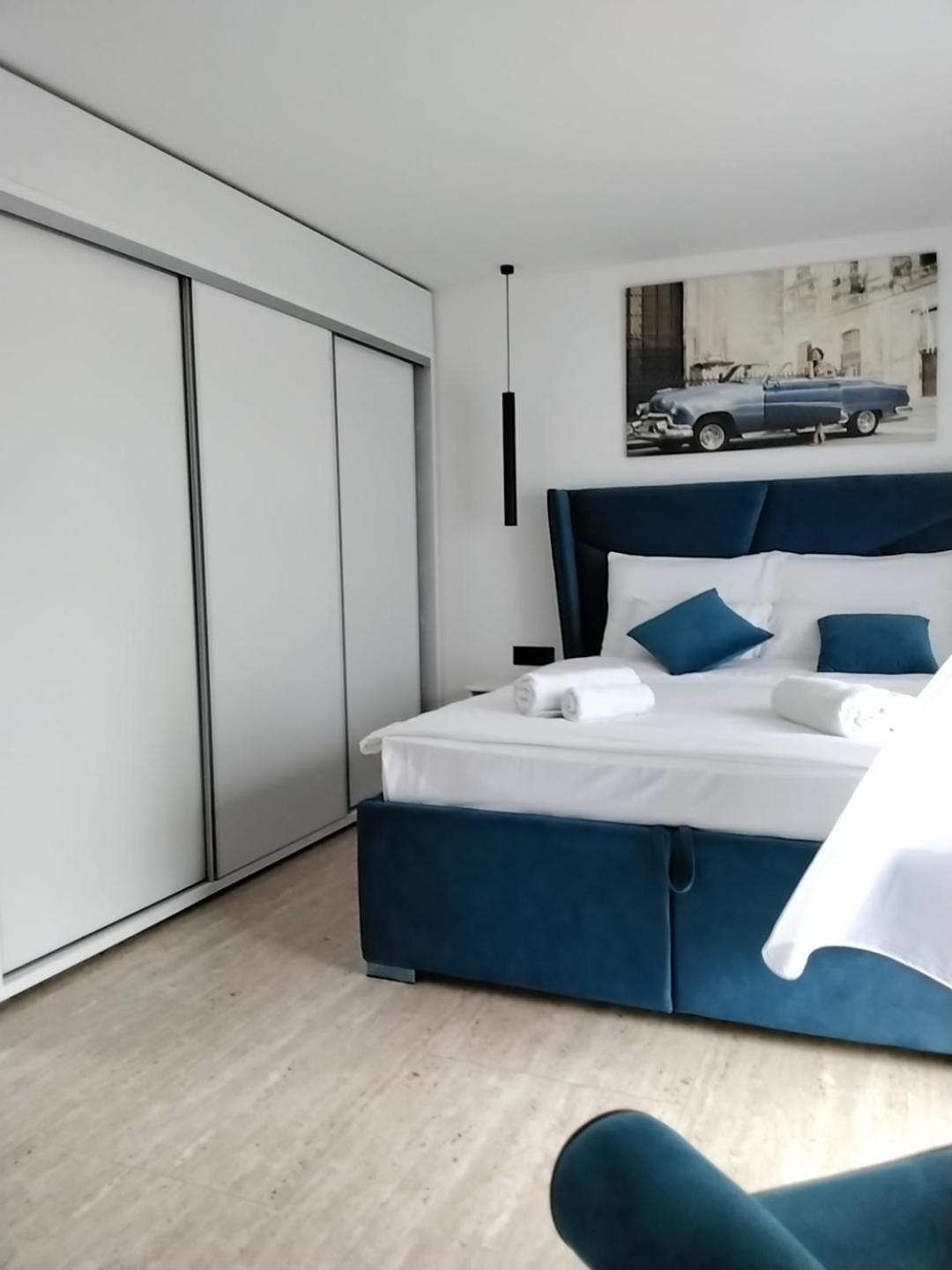 Sky Apartmani & Spa Leskovac  Oda fotoğraf