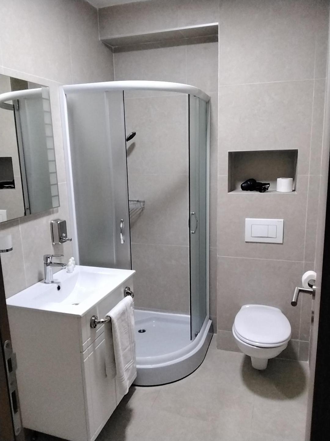 Sky Apartmani & Spa Leskovac  Oda fotoğraf