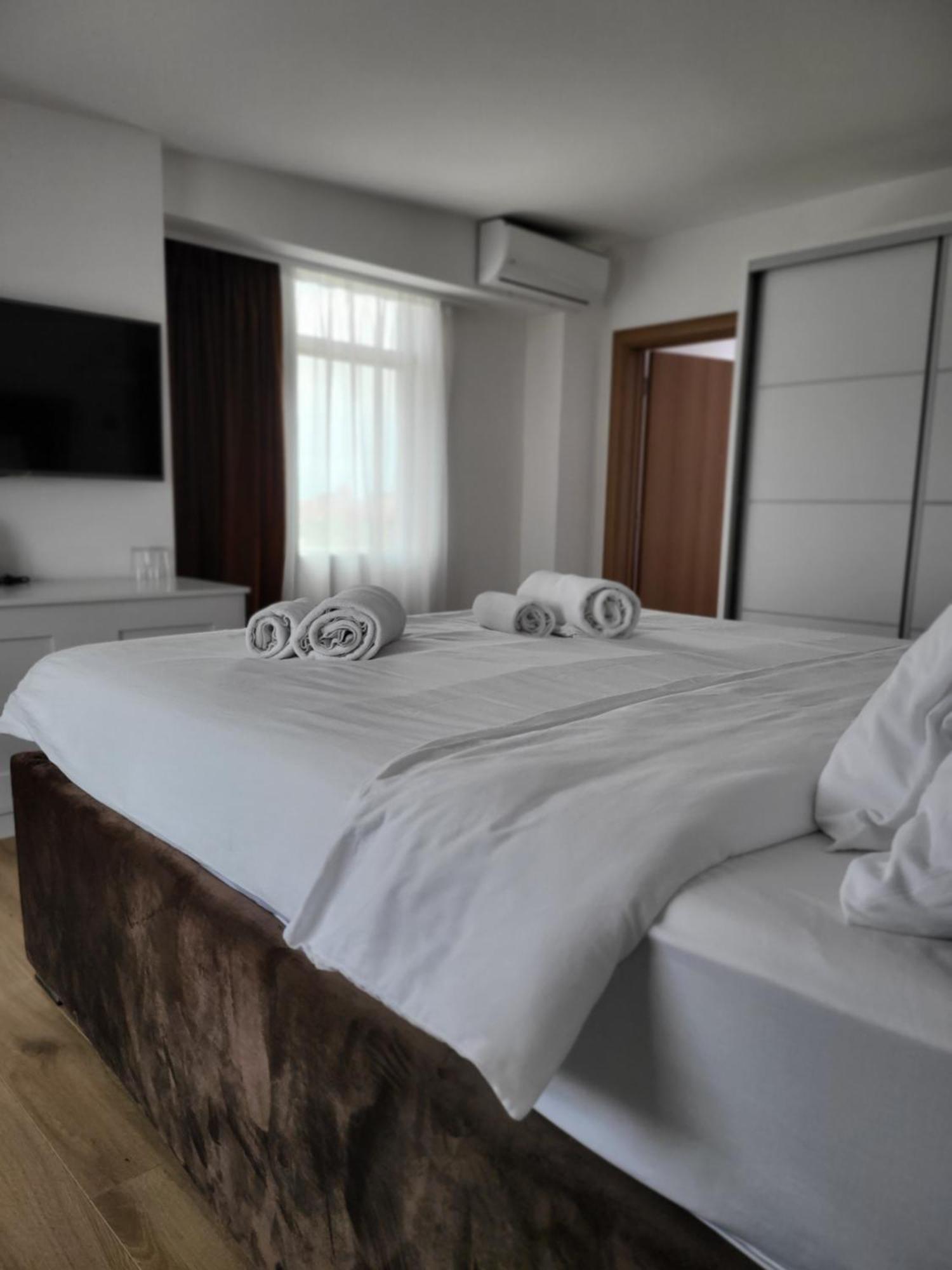 Sky Apartmani & Spa Leskovac  Oda fotoğraf